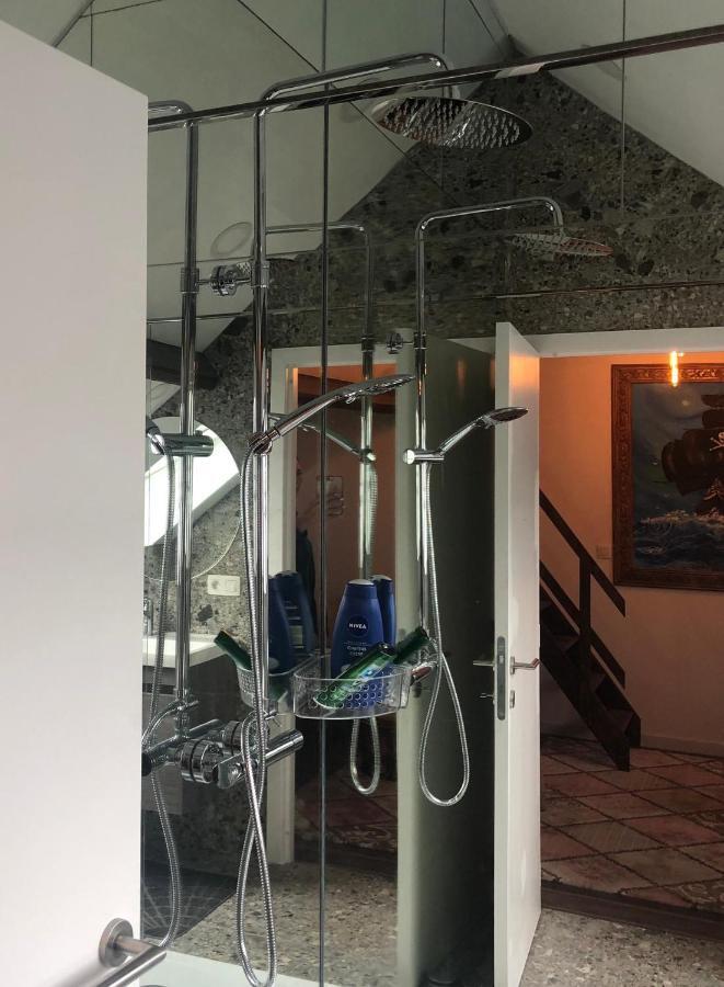 Duplex Apartment Антверпен Екстериор снимка